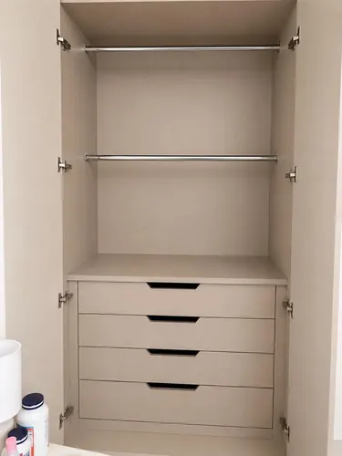 Fitted wardrobe built in Dubai — project 7